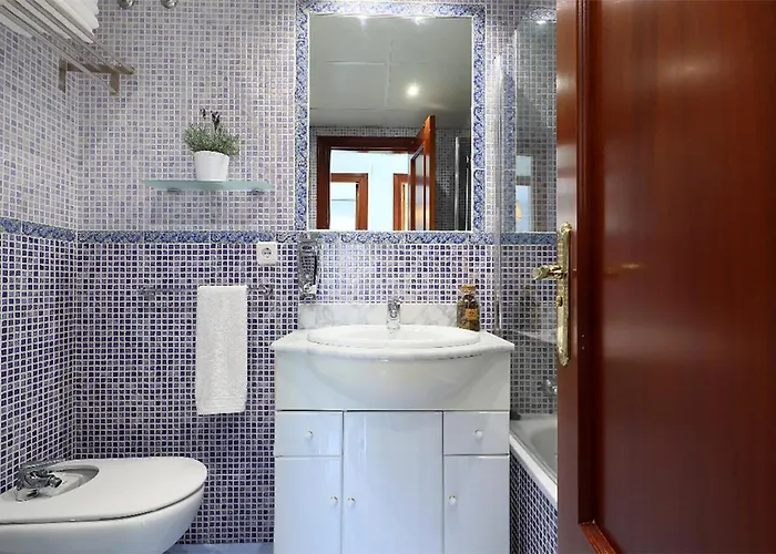 *new* Cerca De La Mezquita コルドバ