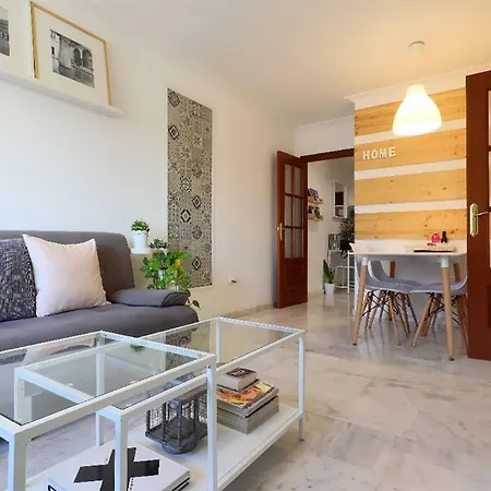 *new* Cerca De La Mezquita Апартаменты *